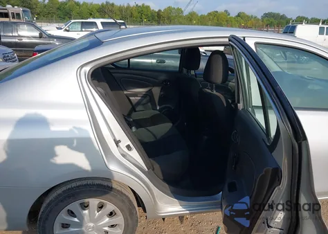 2018 Nissan Versa 1.6 S+ z USA, uszkodzony, nr VIN 3N1CN7AP4JL830345